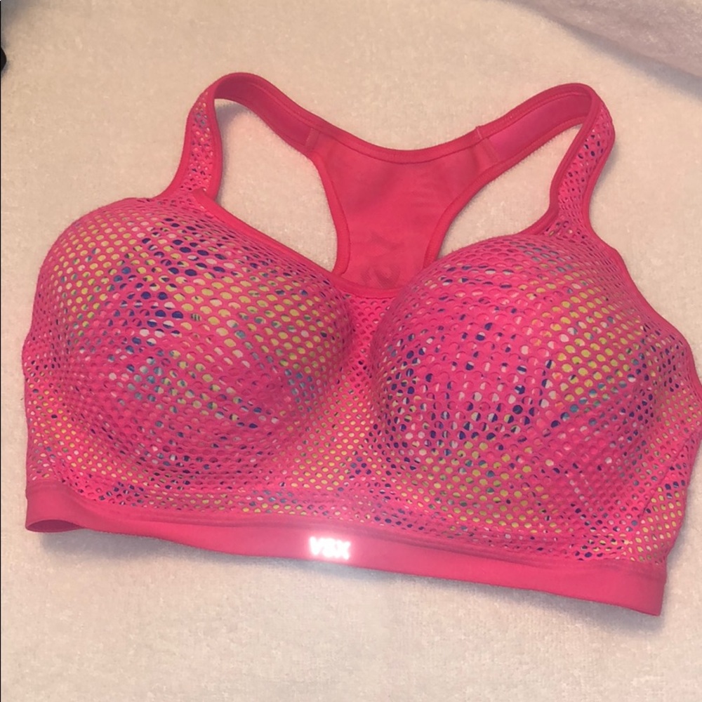 Victoria’s Secret Sports Bra size 38DD